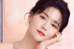 "Nàng Dae Jang Geum" Lee Young Ae U60 vẫn trẻ trung như 20 nhờ bí quyết độc đáo này