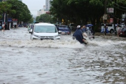 Tin tức trong ngày - Miền Bắc còn mưa lớn nhiều nơi, Biển Đông khả năng lại đón bão trong 1 tháng tới