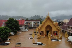 Thái Lan: Nước bao vây ở tỉnh Chiang Rai, cảnh báo lũ quét trên 48 tỉnh