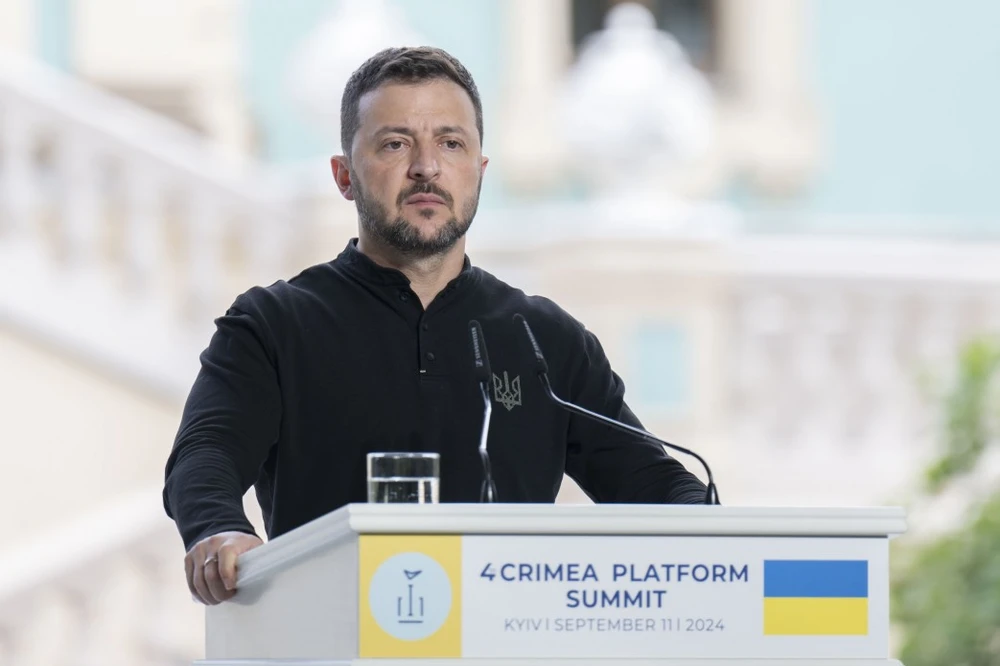 Tổng thống Ukraine Volodymyr Zelensky phát biểu tại diễn đàn "Crimea Platform" hôm 11-9. Ảnh: PRESIDENT.GOV.UA