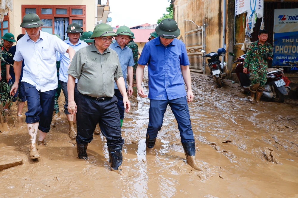 Thủ tướng Phạm Minh Chính chỉ đạo trực tiếp công tác ứng phó mưa lũ tại Yên Bái