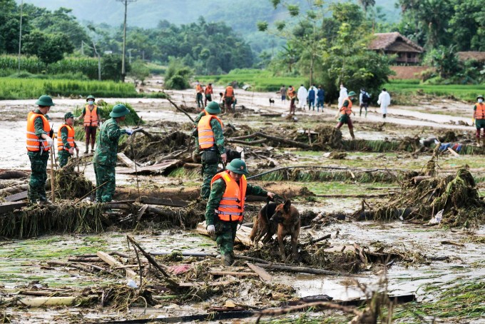 Tìm thấy 8 nạn nhân vụ lũ quét ở Làng Nủ, nâng tổng số người tử vong lên 43