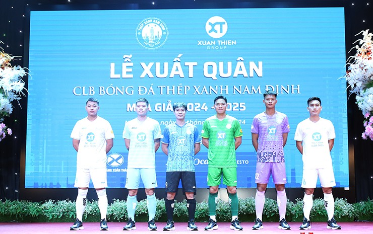 Thép Xanh Nam Định muốn bảo vệ thành công ngôi vương V-League.