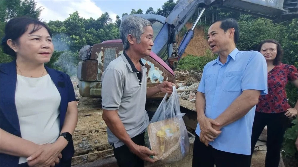 Hỗ trợ 2 tỷ đồng, Lâm Đồng sát cánh cùng Yên Bái khắc phục hậu quả thiên tai lịch sử