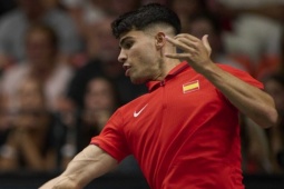 Video tennis Alcaraz - Humbert: Đẳng cấp vượt trội, đưa Tây Ban Nha vào tứ kết (Davis Cup)