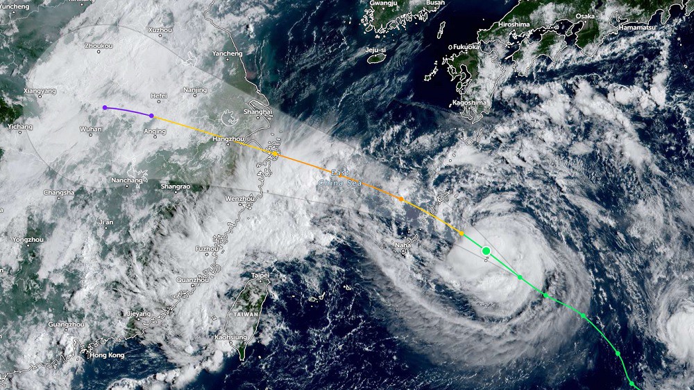 Dự báo đường đi của bão Bebinca trong những ngày tới. Ảnh: Zoom Earth.