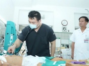 Sức khỏe đời sống - Hội chẩn chuyên gia Nhật Bản nỗ lực cứu bệnh nhi của vụ lũ quét thôn Làng Nủ