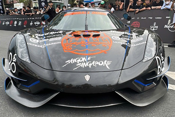 Siêu phẩm triệu đô lăn bánh trên đường phố Việt cùng hành trình Gumball 3000 - 4