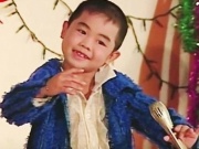 'Thần đồng âm nhạc' Bé Châu: 5 tuổi nổi tiếng là trụ cột kinh tế gia đình, hiện giờ ra sao?