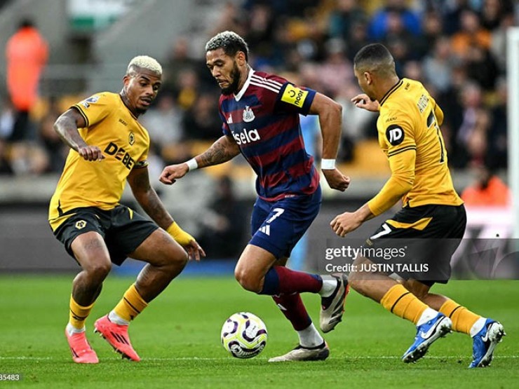 Video bóng đá Wolves - Newcastle: Bàn mở điểm ấn tượng (Ngoại hạng Anh) Video bóng đá Wolves - Newcastle: Bàn mở điểm ấn tượng (Ngoại hạng Anh)