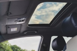 Tư vấn - Nếu mua Hyundai Accent bản cao cấp vì cửa sổ trời, hãy suy nghĩ thật kỹ