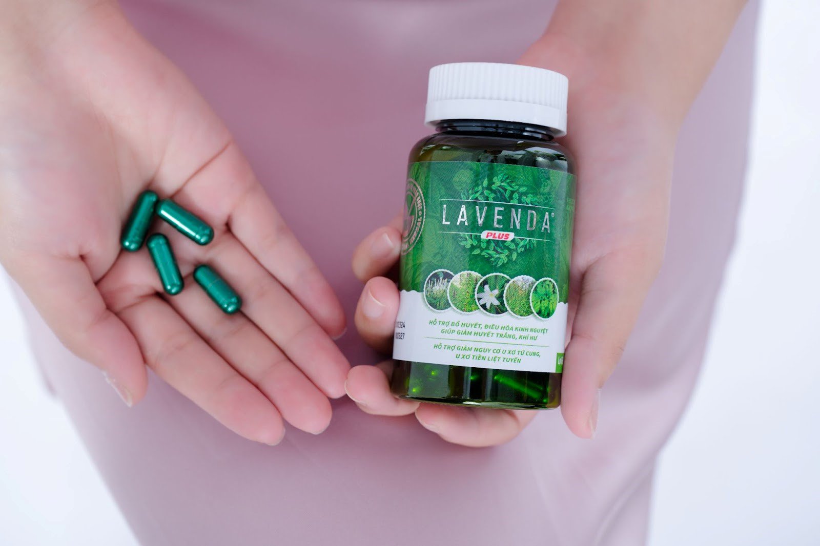 Viên uống Lavenda hỗ trợ bổ huyết, hỗ trợ điều hoà chu kỳ kinh nguyệt