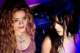 Nhạc - Danh tính người đàn ông quay lén dưới váy Shakira