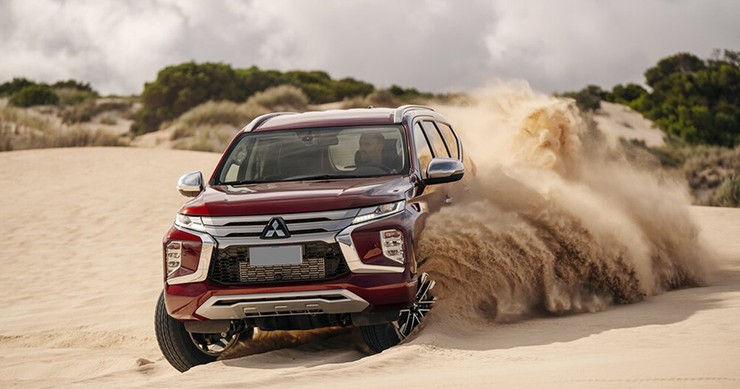 Giá xe Mitsubishi Pajero Sport tháng 9/2024, hỗ trợ 100% lệ phí trước bạ - 14