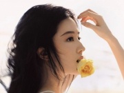 Làm đẹp - 'Thần tiên tỉ tỉ' Lưu Diệc Phi 37 tuổi, da vẫn láng mịn nhờ một loại nước đặc biệt này