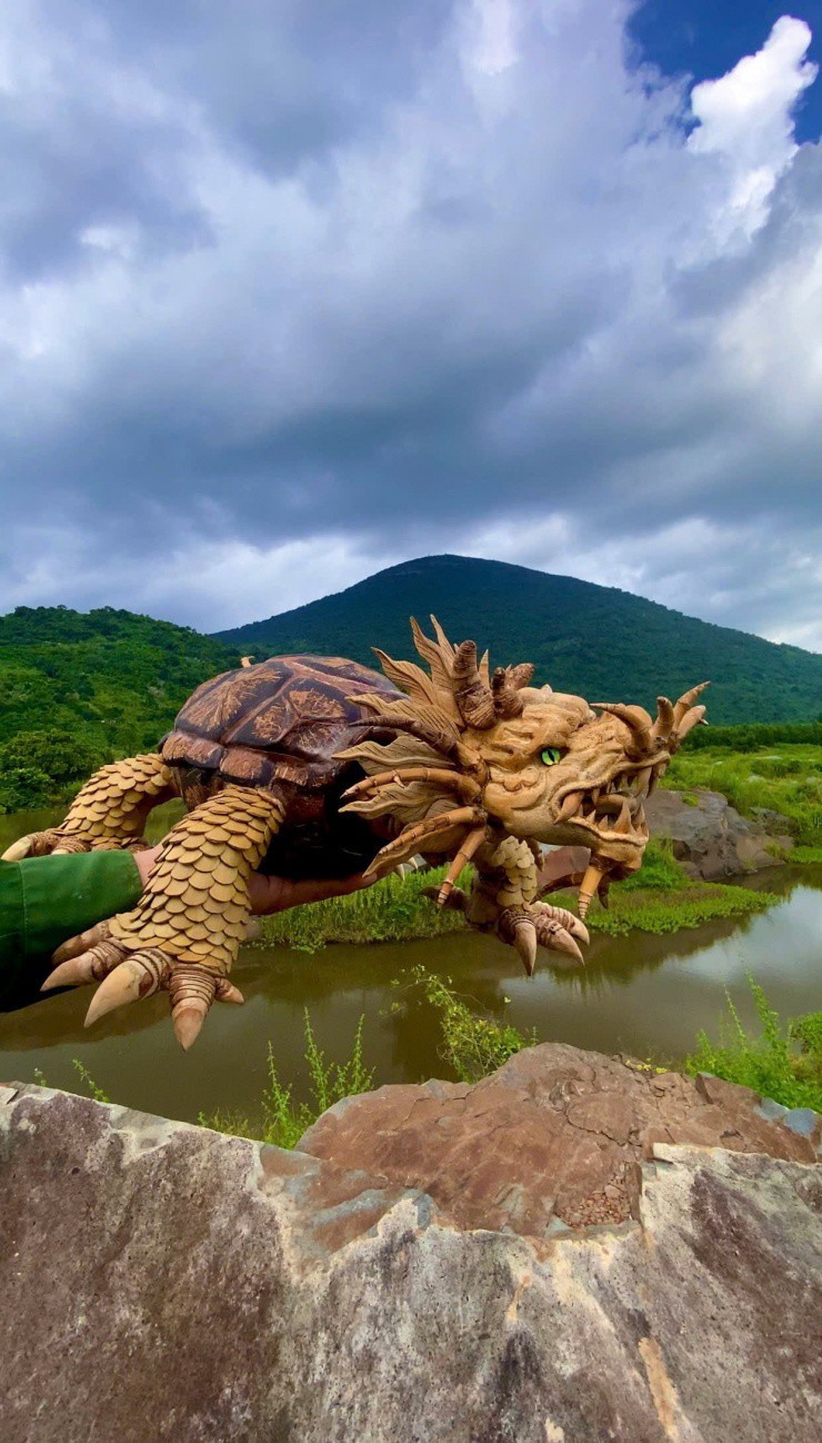 'Chú Cuội' Tây Ninh biến tre, trúc thành đồ trang trí đẹp, chân thực đến khó tin - 8