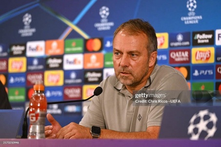 Barca dính đòn Cúp C1: HLV Flick nói lời cay đắng, Ter Stegen nhận lỗi