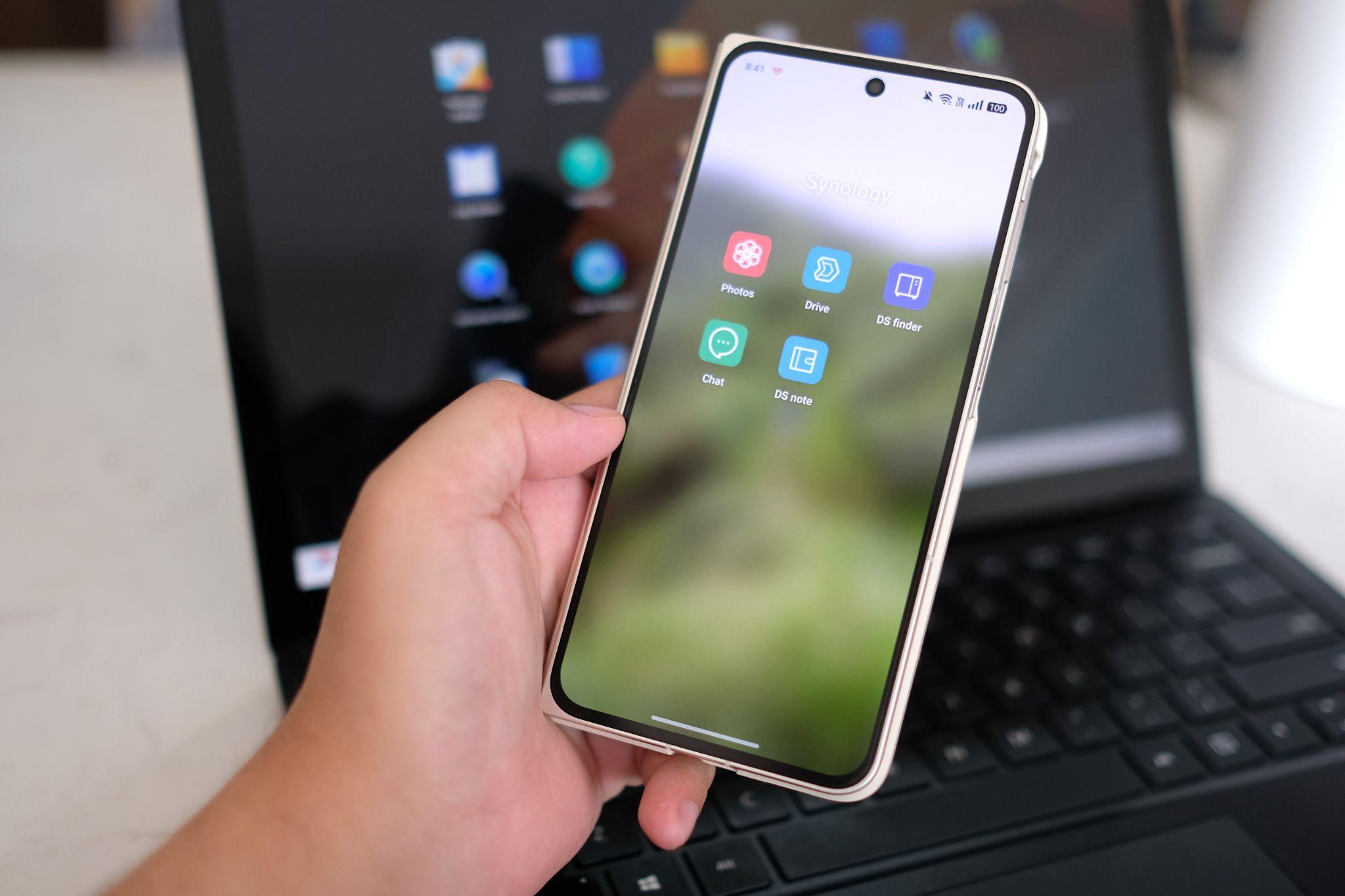 Các ứng dụng của Synology trên mobile cũng được làm đa dạng, đáp ứng nhiều nhu cầu.