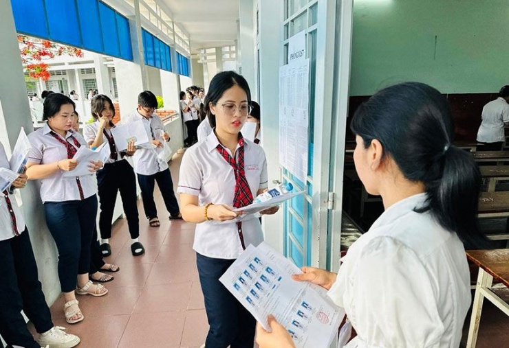 Năm 2025 là năm đầu tiên học sinh thi tốt nghiệp THPT theo chương trình Giáo dục phổ thông mới. Ảnh minh họa: CTV.