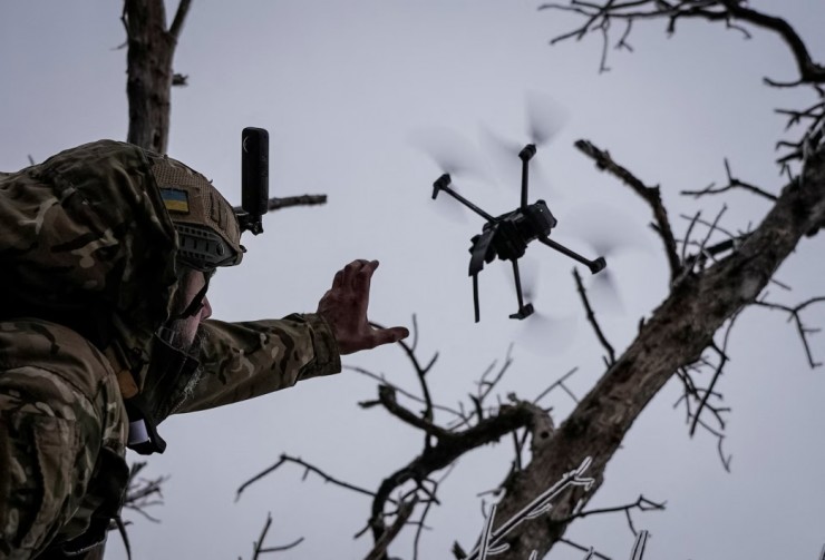 UAV hiện diện ngày càng nhiều trong xung đột ở Ukraine. Ảnh: Reuters