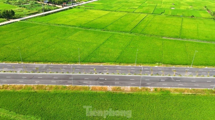 Toàn tuyến đường có chiều dài là 6,5km với 6 làn xe, có tổng mức đầu tư lên đến 524 tỷ đồng từ nguồn ngân sách thành phố.