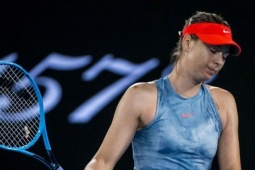 Sharapova bị khơi chuyện sử dụng doping, người đẹp được bênh vực