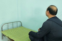 Sức khỏe đời sống - Nhập viện do hoang tưởng vợ ngoại tình