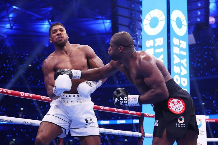Đại chiến boxing hạng nặng Joshua - Dubois: Knock-out ngỡ ngàng sau 5 hiệp - 3