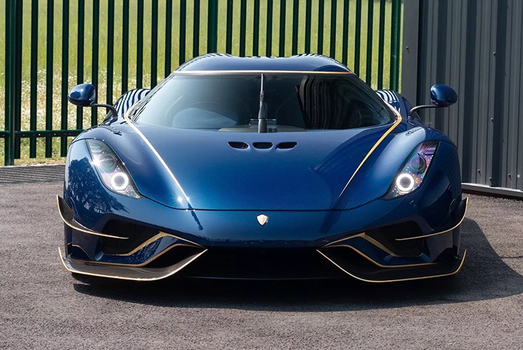 Siêu phẩm hơn 188 tỷ đồng Koenigsegg Regera tay lái nghịch cực hiếm lên sàn đấu giá