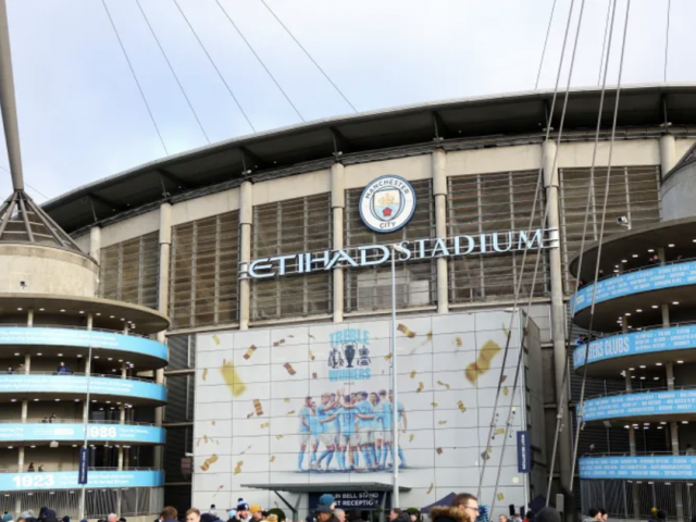 Chốt thời điểm phán quyết vụ Man City kiện Premier League