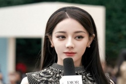 Jisoo (BlackPink), Địch Lệ Nhiệt Ba thu hút mọi ánh nhìn