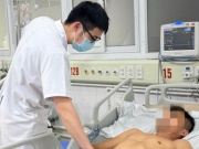 Sức khỏe đời sống - Gạch rơi vào chân khi xây tường chống lũ, người đàn ông mắc uốn ván nguy kịch