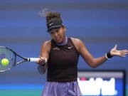 Thể thao - Hấp dẫn các giải tennis châu Á: Osaka thắng mừng HLV mới, Hurkacz vất vả ở Japan Open