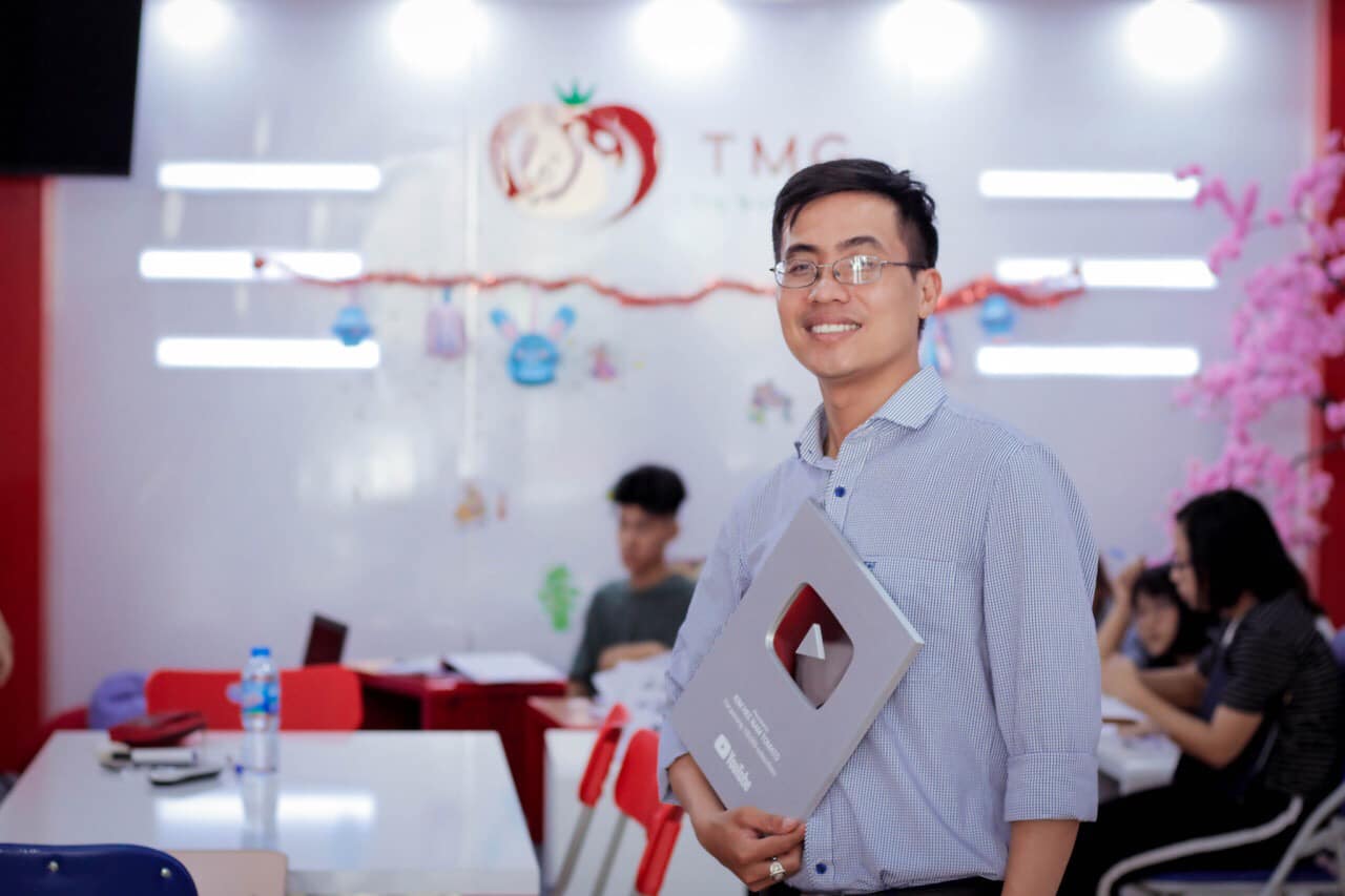 Vũ Quốc Công và hành trình xây dựng Trung tâm ngoại ngữ - tin học Tomato - 6