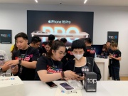Thị trường - Tiêu dùng - Lý do người tiêu dùng Việt chi tiền tỉ mua iPhone lúc nửa đêm