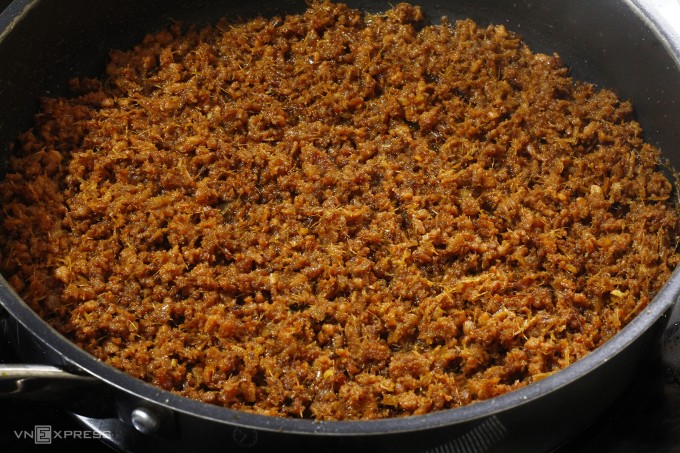 Vì sao cho mẻ, khế chua vào thịt chưng mắm tép? - 5