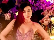 Thời trang - Bom sex gốc Việt được khen 'càng có tuổi càng bốc lửa'