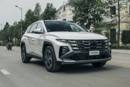 Tin tức ô tô - Hyundai Tucson 2024 lộ diện “không che” trên đường phố Việt