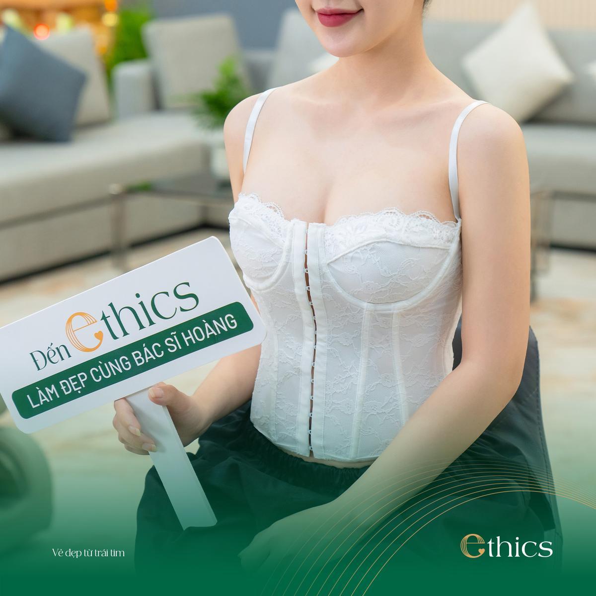 N.T.Mai khoe trọn vòng 1 căng tròn sau khi nâng ngực