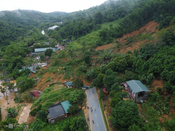 Sạt lở đất kinh hoàng tại Hà Giang: Hàng chục nhà sập, nhiều người mất tích