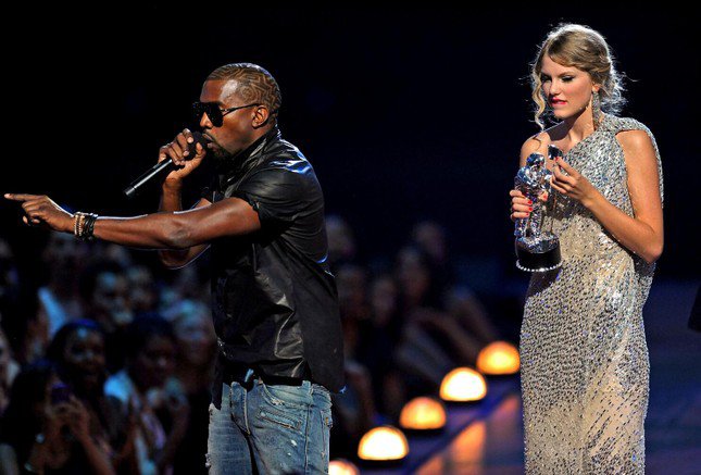 Kanye West Rumored to Have Snatched Taylor Swift's Mic to Protect Her From Beyoncé?