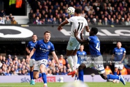 Video bóng đá Ipswich Town - Aston Villa: 4 bàn rực lửa, cú đúp sao trẻ (Ngoại hạng Anh)