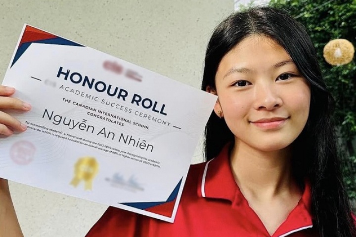 Con gái Bình Minh được khen 'vừa xinh vừa giỏi'