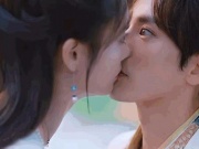 Phim - Cảnh hôn vô lý