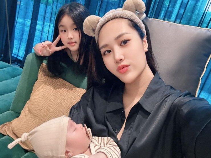 Hậu sinh nở, vợ kém 37 tuổi của Quang Minh lấy lại vóc dáng thon thả, chuẩn "gái 1 con mòn con mắt" - 5