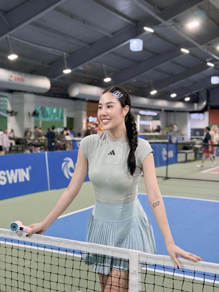Hậu sinh nở, vợ kém 37 tuổi của Quang Minh lấy lại vóc dáng thon thả, chuẩn "gái 1 con mòn con mắt" - 13