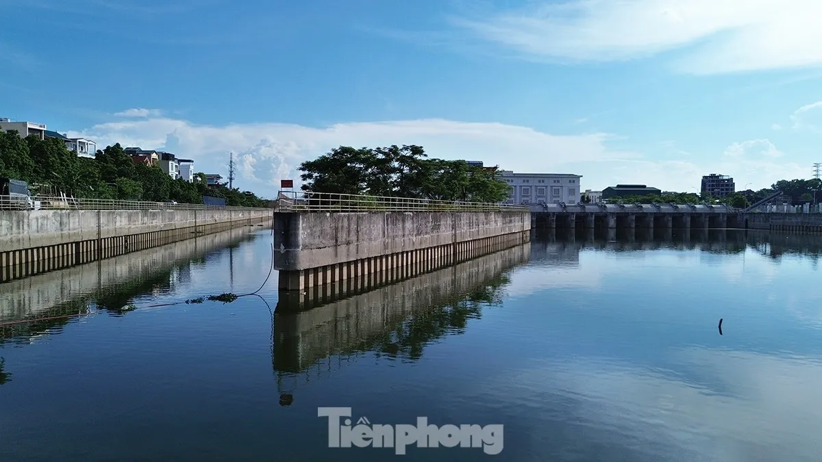 Cận cảnh những trạm bơm chống ngập cho thành phố Hà Nội - 16