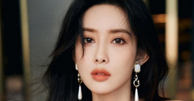 Mỹ nữ được đàn ông khao khát nhất 2025: Hứng "b...