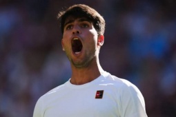 Alcaraz cảm thấy tủi hổ trước " ông chú " 38 tuổi, vất vả ra quân ở Wimbledon