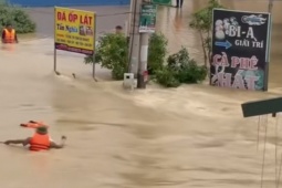 Mưa lớn ở thành phố Thái Nguyên, hai cháu bé bị lũ cuốn tử vong